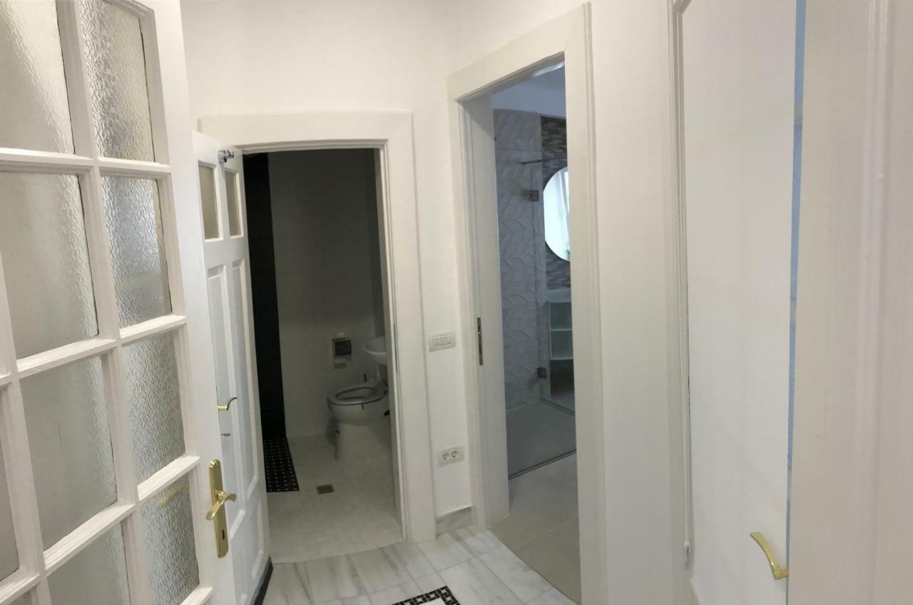 Victoria Luxury Apartment Бухарест Екстер'єр фото